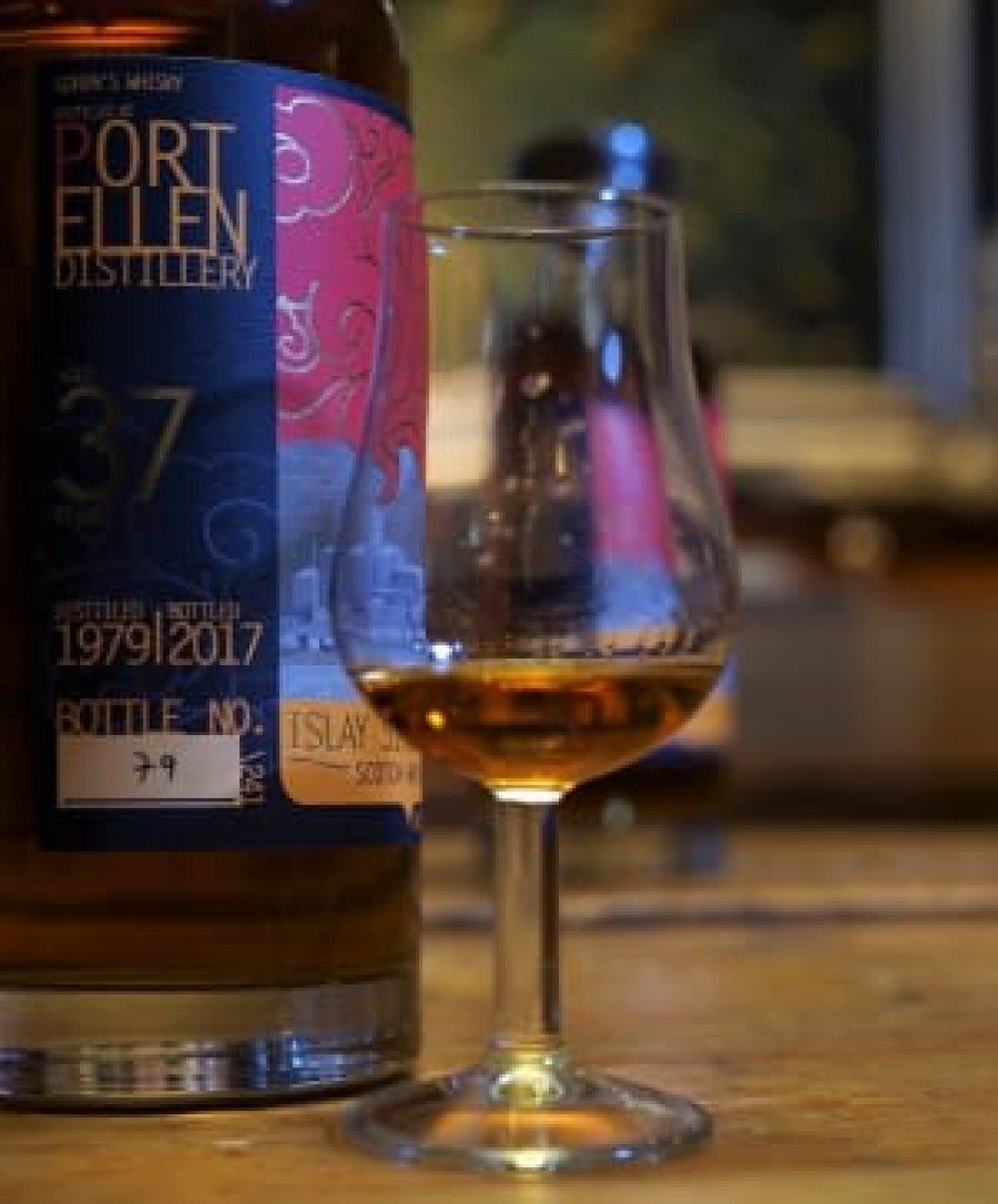 Port Ellen 37 years Old Gorens whisky